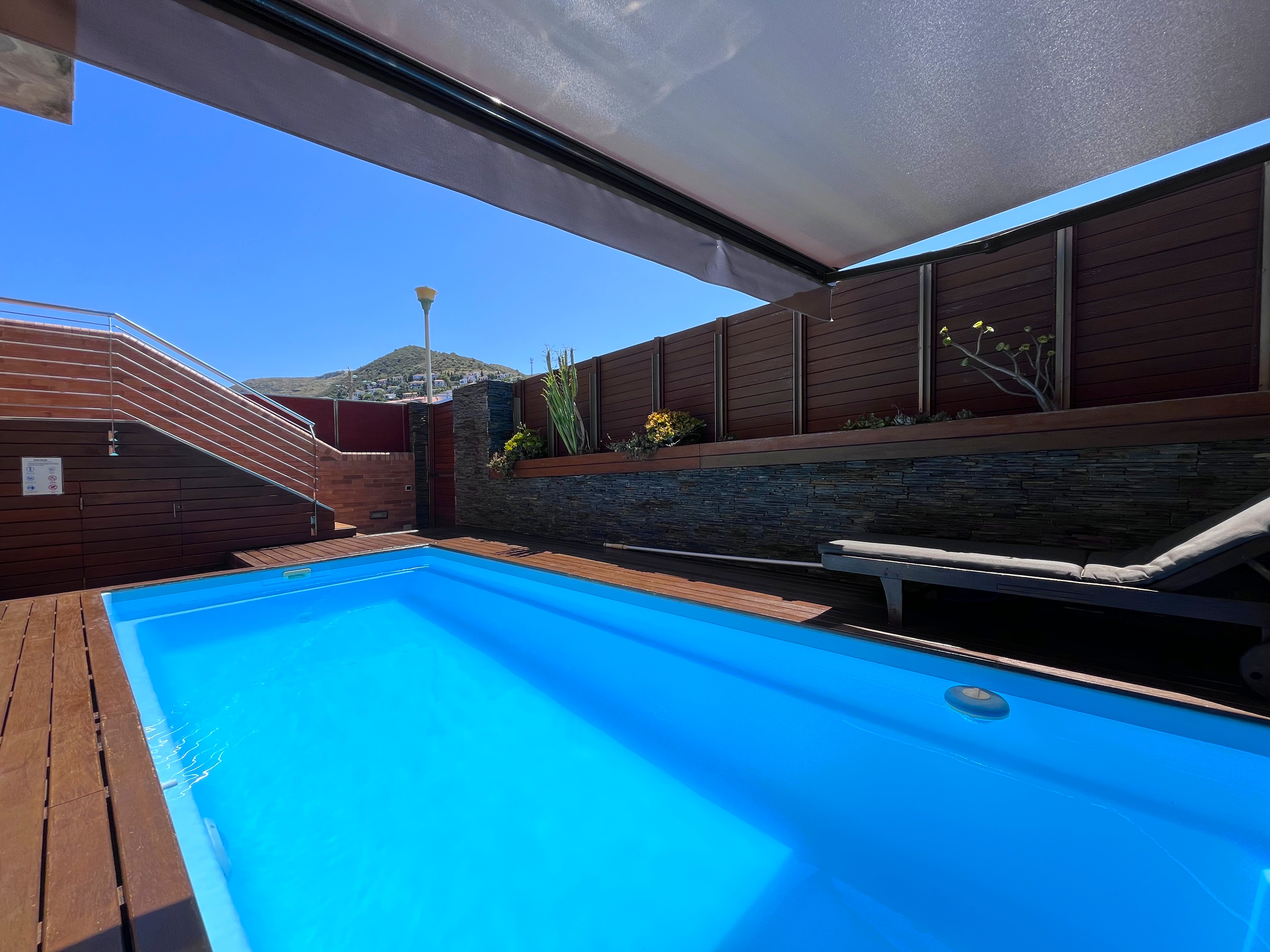 Exclusive villas overlooking the Mediterranean — fotografía 2 de 4